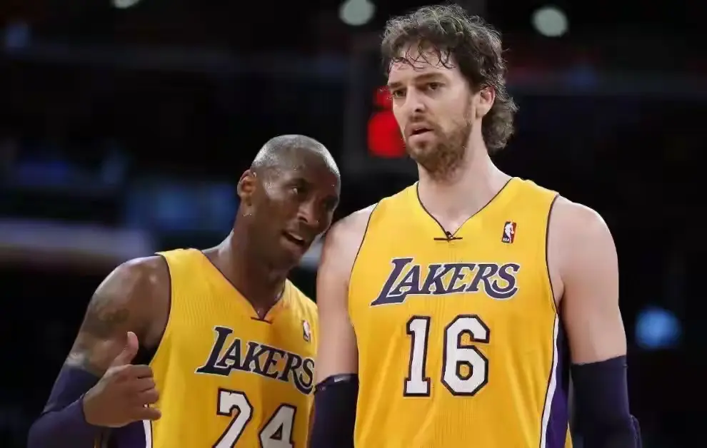 即使他不是 即使他不是